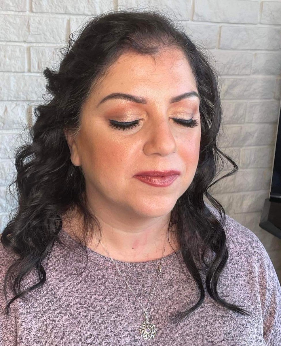 ilashvida's tweet photo. #nofilter Client Bronze 🤩

Makeup and hair by me @ilashvida 

📍Mississauga, Ontario 

#ilashvida #ilashvidabride #bridalshower
#bridalmakeup #mississaugamakeupartist https://t.co/RoZA3BGNJB