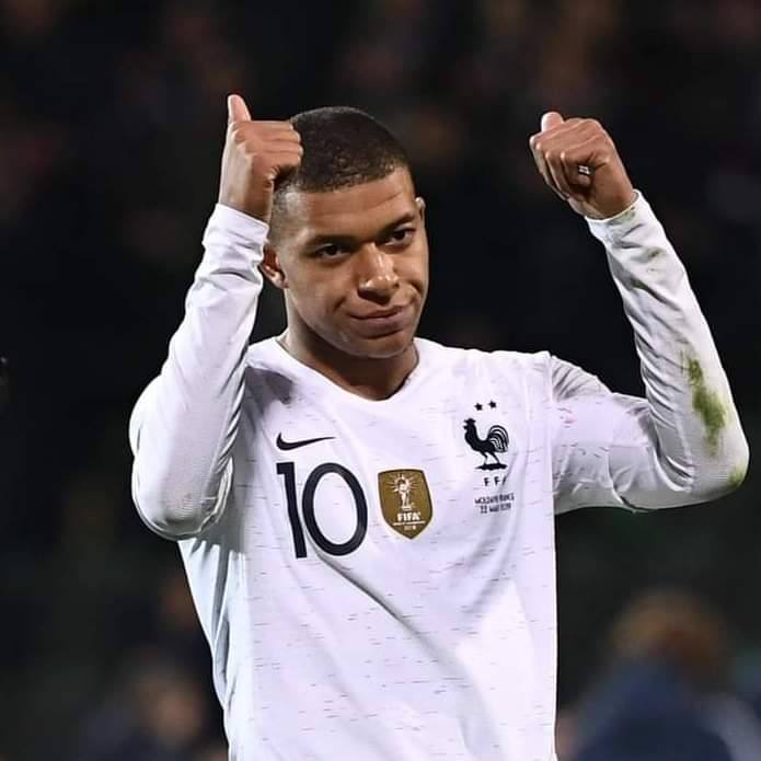abfaycal1's tweet photo. # Josep_Pedreol (CHTV):

📮 Kylian Mbappe will play for Real Madrid next season, but his entourage did not make it easy for him.
#Mbappe #RealMadrid https://t.co/UllBubWnoW