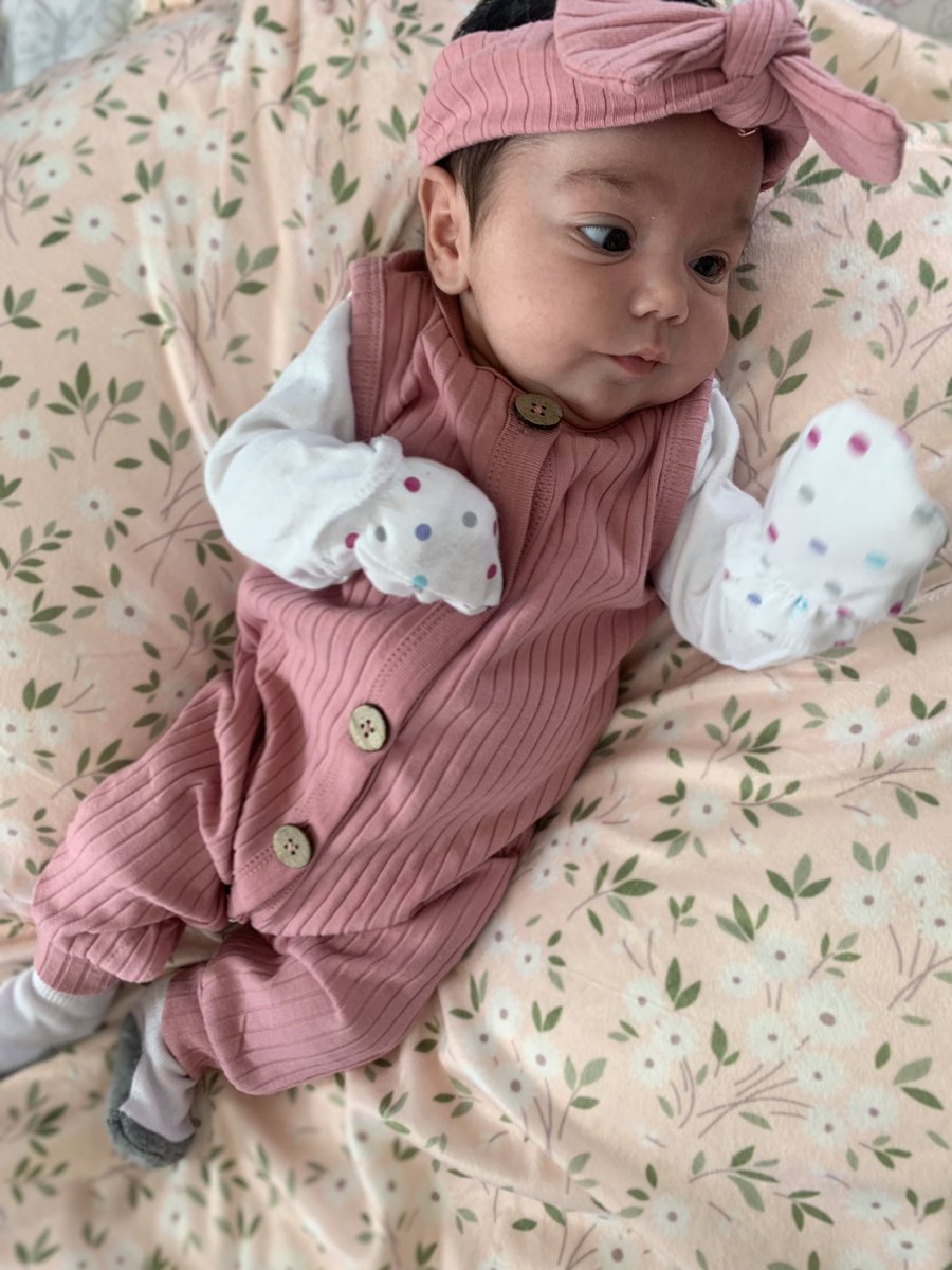 xxalyssaD's tweet photo. She’s so perfect 🥺💓 https://t.co/0VrM1FgO9O