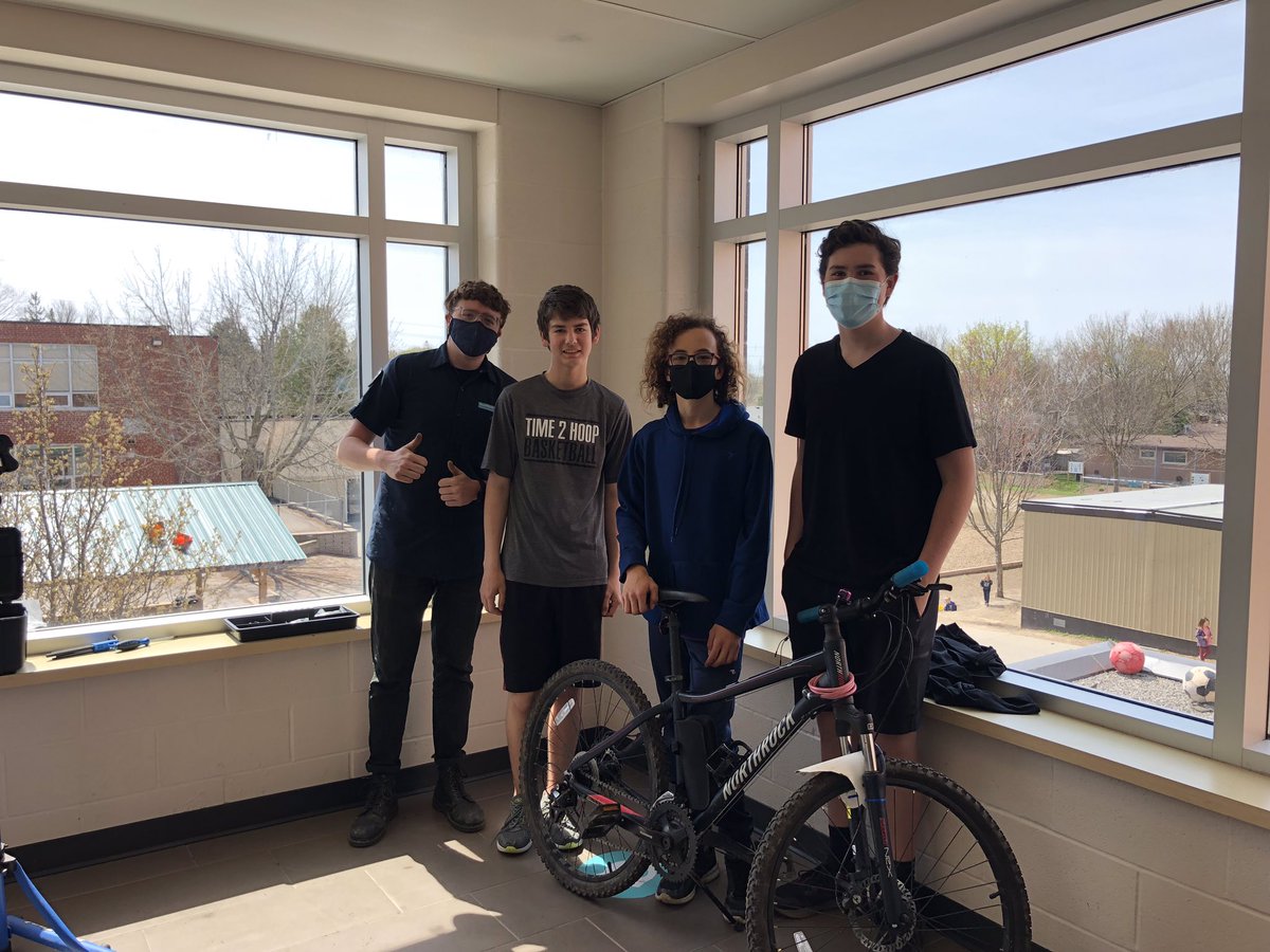 StAnnePTBO's tweet photo. Tanner (a bike mechanic from Wild Rock) came today to train some of the grade 8s on bike maintenance and repair. They are going to set up shop next week and offer bike tune ups to students who bike to school. This will happen next Wednesday. More details to come! https://t.co/igjIPEs7cC