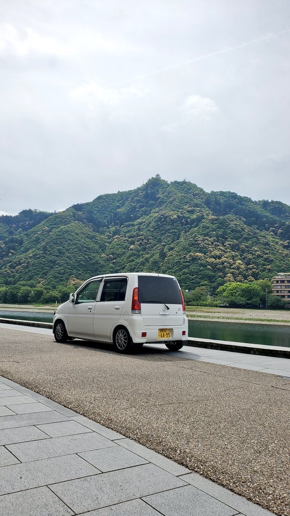 shigezou_s13's tweet photo. これで「僕らはみんな河合荘」舞台巡り終わって、岐阜城とも写真(ちっさく)撮ったし

これから帰ります✨

石金��んお世話になりました✨ https://t.co/8iQVcj1kJk