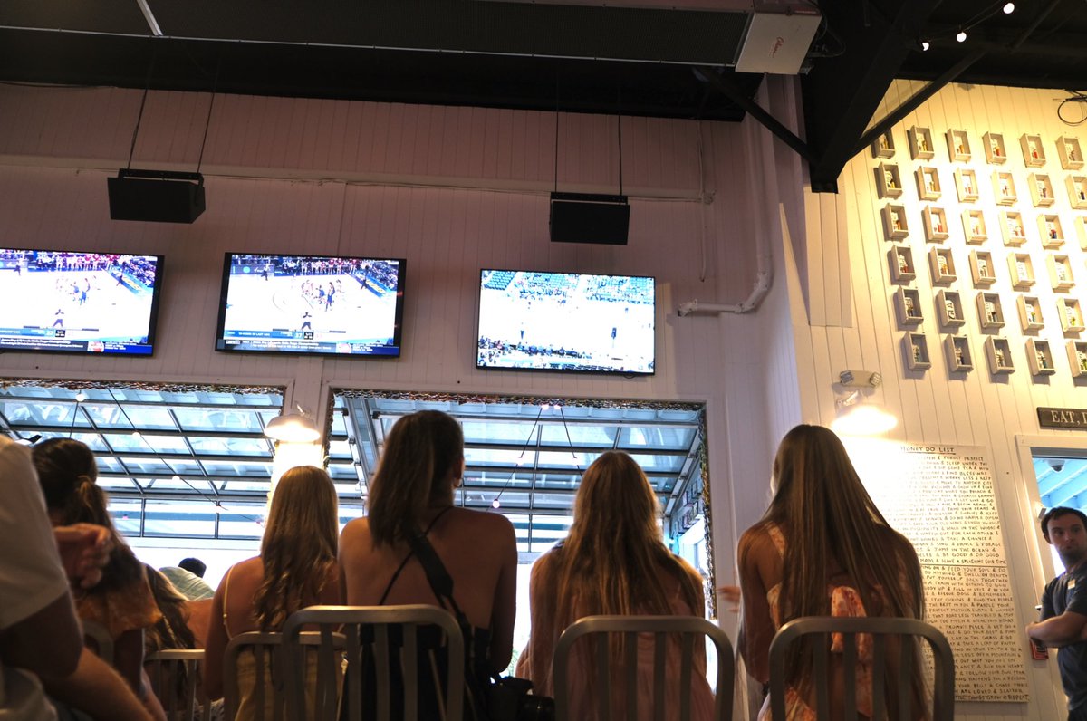 uclabeachvb's tweet photo. Not even an NCAA Championship banquet can get in the way of #BruinsSupportingBruins! 
#GoBruins https://t.co/y2PLpZtqTz