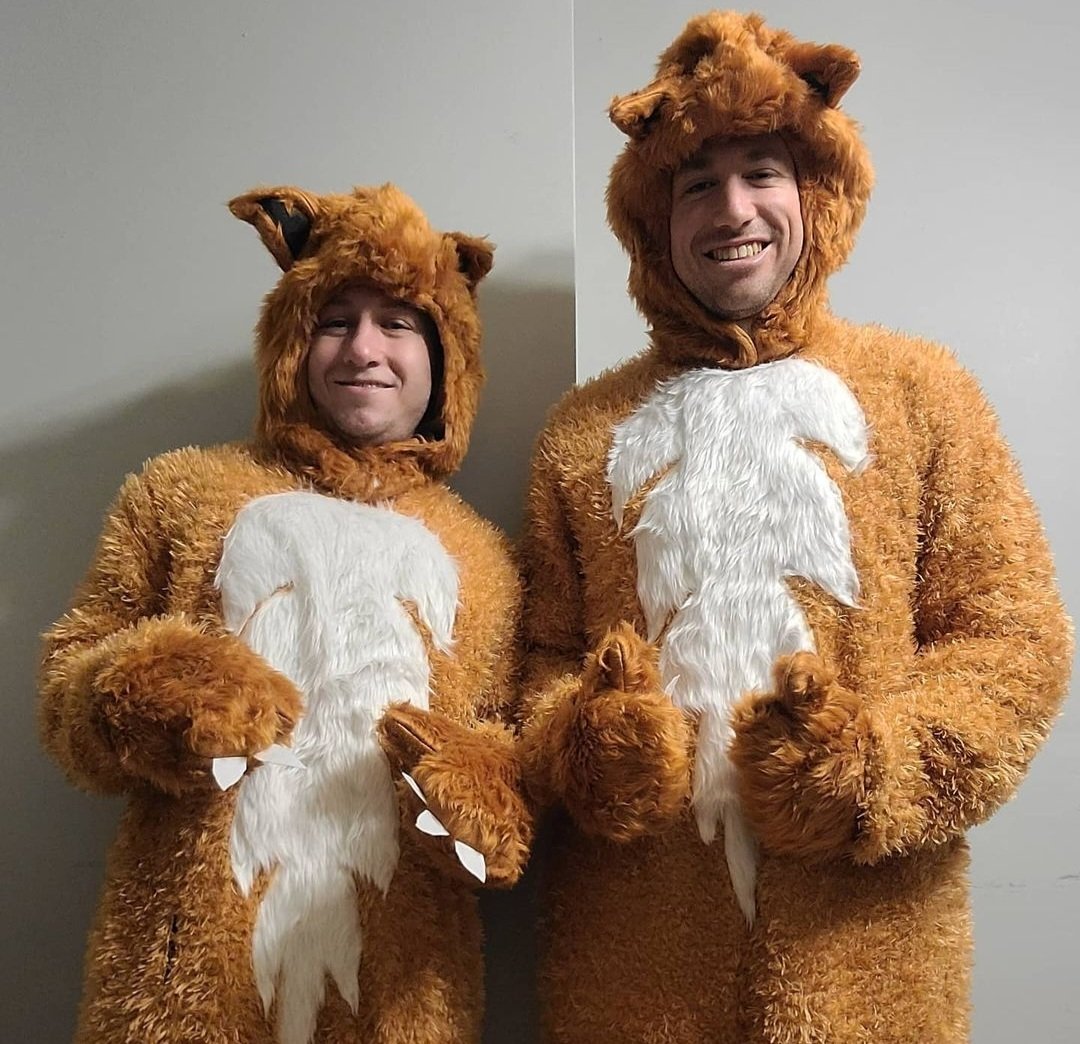 Klegerator's tweet photo. So Foxy #NYR https://t.co/w5N8pSFO9y
