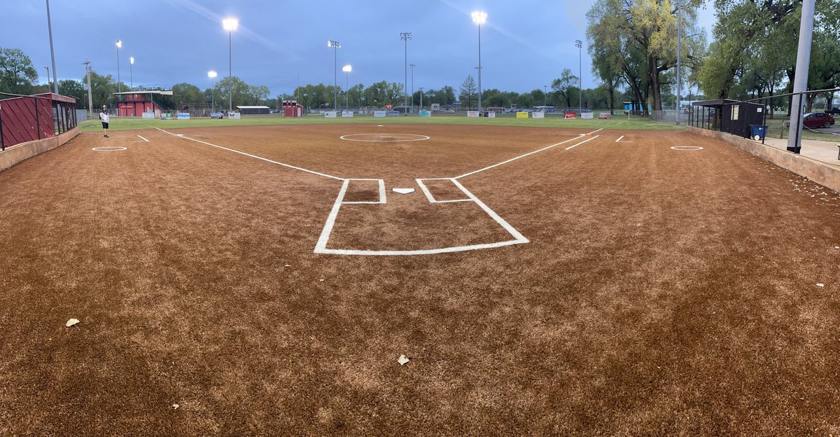 KingmanSoftball's tweet photo. The calm after the storm… We sweep Medicine Lodge 13-1 (5) and 15-0 (4) on a soggy day. Season record is 16-2! #BrickByBrick #TheLastStack https://t.co/c0MFZ8mDaw