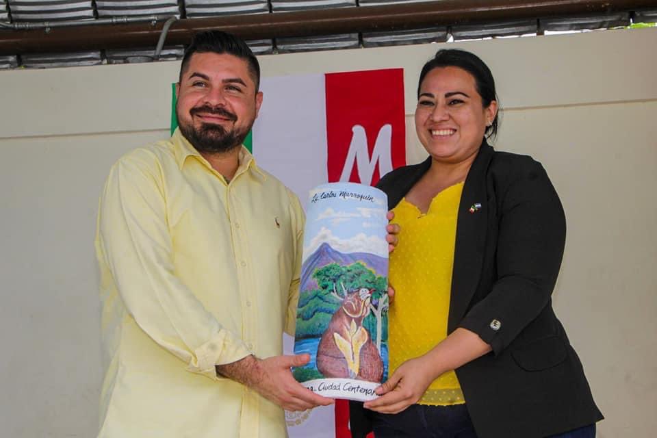 JuarezJenny2021's tweet photo. Esta mañana compartimos la experiencia de @JovConFuturo en Apopa. 

Quien cree y brinda oportunidades a la Juventud, Construye El Futuro para una Sociedad de Paz, Desarrollo e Inclusiva.

@sliptone @RicardoCantuGa1 @AMEXCID @nayibbukele https://t.co/3BccBwkDm5