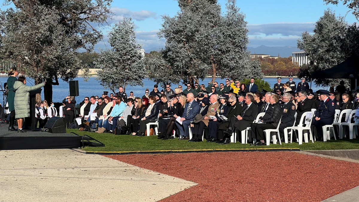 AFACnews's tweet photo. Today we commemorated those members of the fire and emergency services community who have died in the line of duty at the National Memorial Service on the banks of Lake Burley Griffin. We will always remember their courage and sacrifice. 

Photos: Gary Hooker AFSM https://t.co/xSxZpQheRU