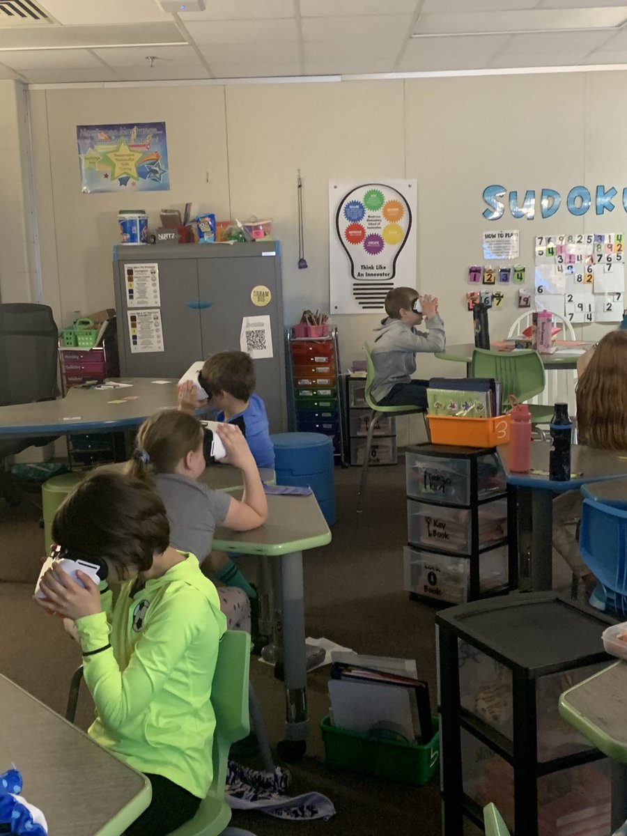 Ss were in awe exploring Ancient Egypt on <a href="/ClassVR/">ClassVR from Avantis</a>! Now they can use this experience to inspire their museum creations! #theMESway