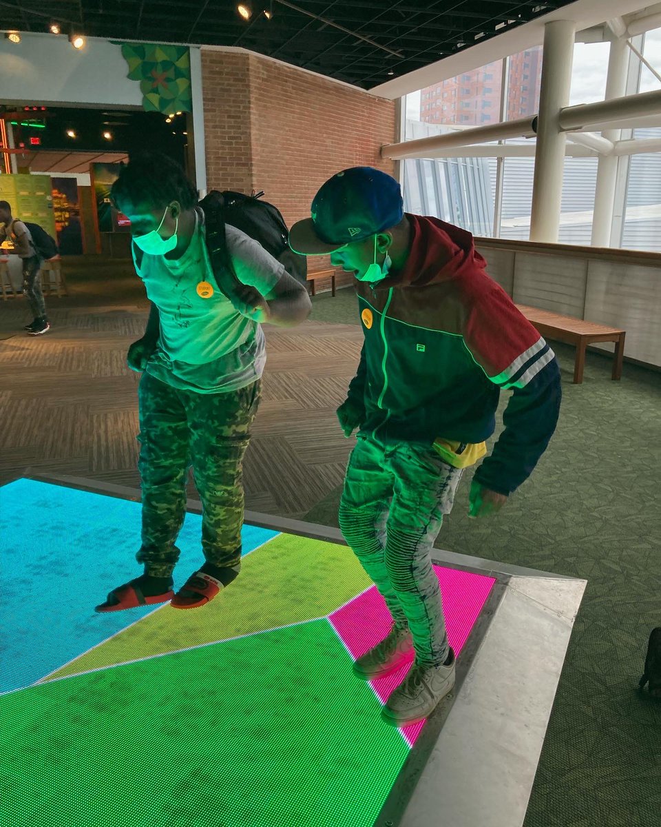hcpss_lems's tweet photo. Our 6th graders had a great time at the @MDScienceCenter today!  This was our first field trip in 2 1/2 years and it was awesome to see the excitement on our students’ faces!!! https://t.co/hVqoyy4VMK