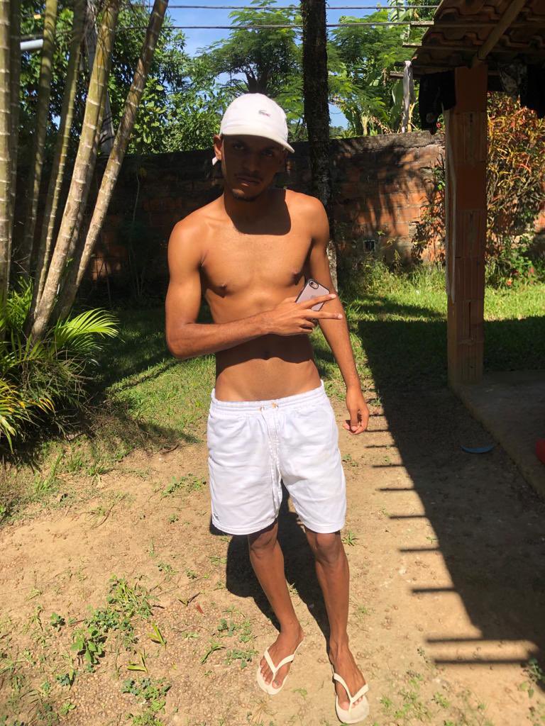 🕊