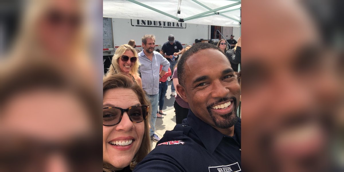 station19source's tweet image. "#bestcast #bestcrew

Special #shoutout to @KristaVernoff and @staceykblack for giving a brother a chance to get his #director on

I see you @boriskodjoe &amp;amp; #ChristyMenefee (our fantastic medical consultant)

#station19 #directorslife"

@JasonWGeorge via @Station19 IG

#Station19
