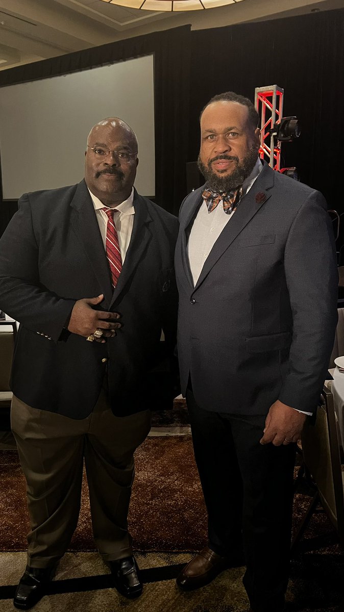 Coach_BruceJ's tweet image. Congratulations to @jeff_maddog on his induction as a Legend in the Field of Strength and Conditioning. Much respect 
to Maddog and George (Bulldog) Smith who were very instrumental in my start and development as a strength &amp;amp; conditioning coach. #ExplosivePower #MentorshipMatters