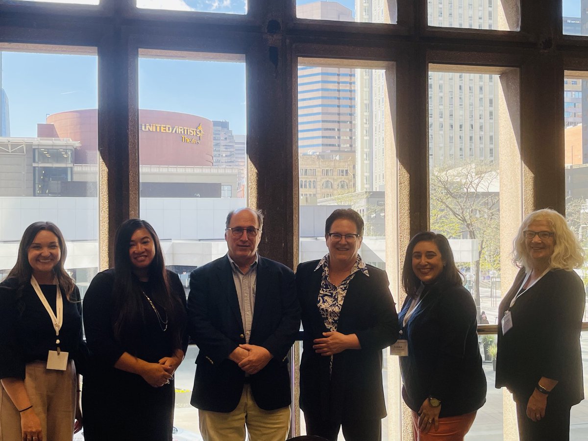 RosemaryChammat's tweet photo. ⁦@EdCommission⁩ ⁦@RIDeptEd⁩ ⁦@RIHEALTH⁩ ⁦⁦@PawtSchlsonRIse⁩ ⁦@ridcyf⁩  ⁦@RIEOHHS⁩   The awesome team from RI at the Health and Wellness Policy Academy. https://t.co/j3FCqh1mvu