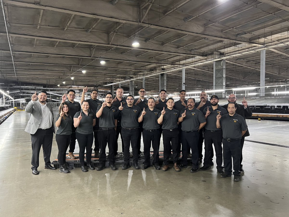 Jose Aguirre (@joseaguirre661) on Twitter photo The Mighty Van Nuys Twilight Management Team! The level of leadership and talent in this team is legendary. <a href="/JustxWilliams/">Justin Williams</a> <a href="/Buckeyelouie/">TrablS</a> <a href="/jimweber88/">Jim Weber</a> <a href="/guy_albertson/">Guy Albertson</a> The Mighty Van Nuys Twilight Management Team! The level of leadership and talent in this team is legendary. <a href="/JustxWilliams/">Justin Williams</a> <a href="/Buckeyelouie/">TrablS</a> <a href="/jimweber88/">Jim Weber</a> <a href="/guy_albertson/">Guy Albertson</a>