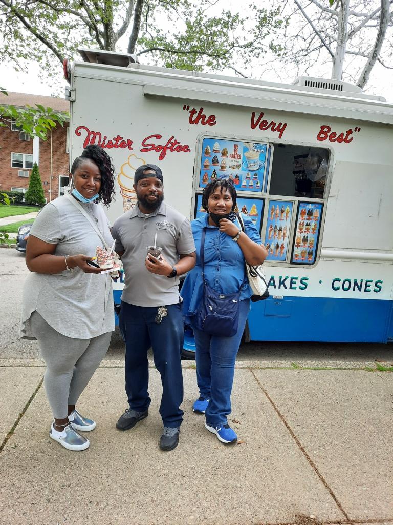 Celebrating our Cook-Wiss teachers with some 🍦
#TeacherAppreciationWeek