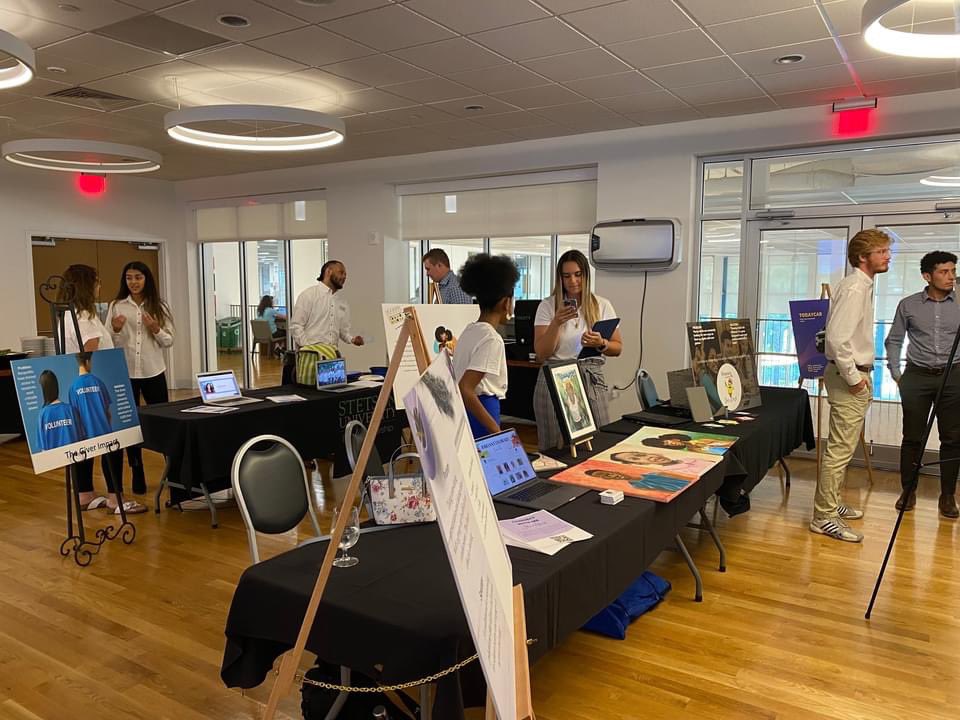 SCOREChapter87's tweet image. SCORE Mentors  Volusia Flagler&apos;s own Jack Phifer attended the Prince Entrepreneurship Program Awards dinner at Stetson University.

There were over 100 in attendance and it included an Expo where all the Prince Program student business ideas were on exhibit.