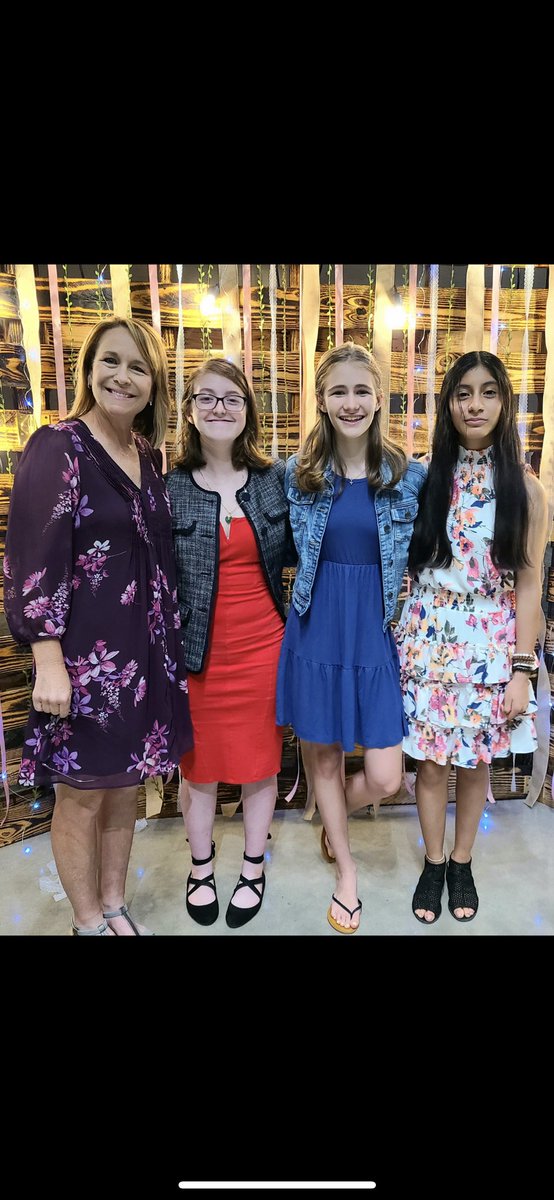 SmothersBeth's tweet photo. Athletic Banquet tonight!  Love these girls!  It was amazing year!  I will miss them! https://t.co/LZLDu8V1YR
