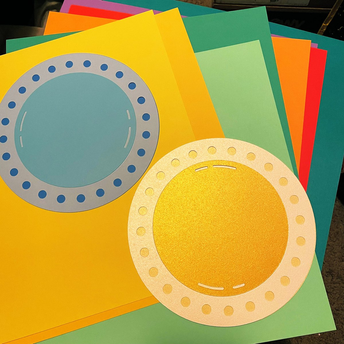 Making great progress on the art for my promo series. Picking out my plate colors and starting the cuts. 

Each trait is cut out of paper layers. Not so easy as just clicking a pallet on an app. Finding the right shades irl is challenging but fun!