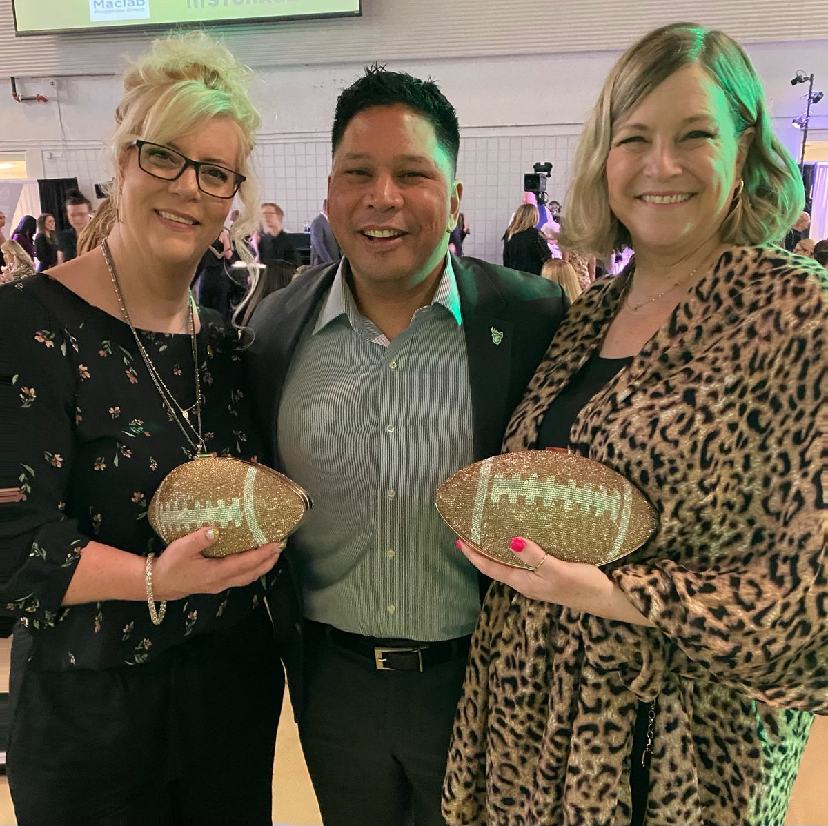 TrixieLeRue's tweet photo. He loves the Clutch #EEWD22 💚💛🫶🏼🏈 @victorcui #Elks Thank you for a wonderful night. The best President ever !! https://t.co/9X8Cj08aI7