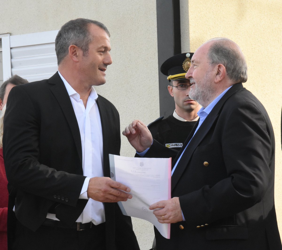 Carlos Verna tweet media