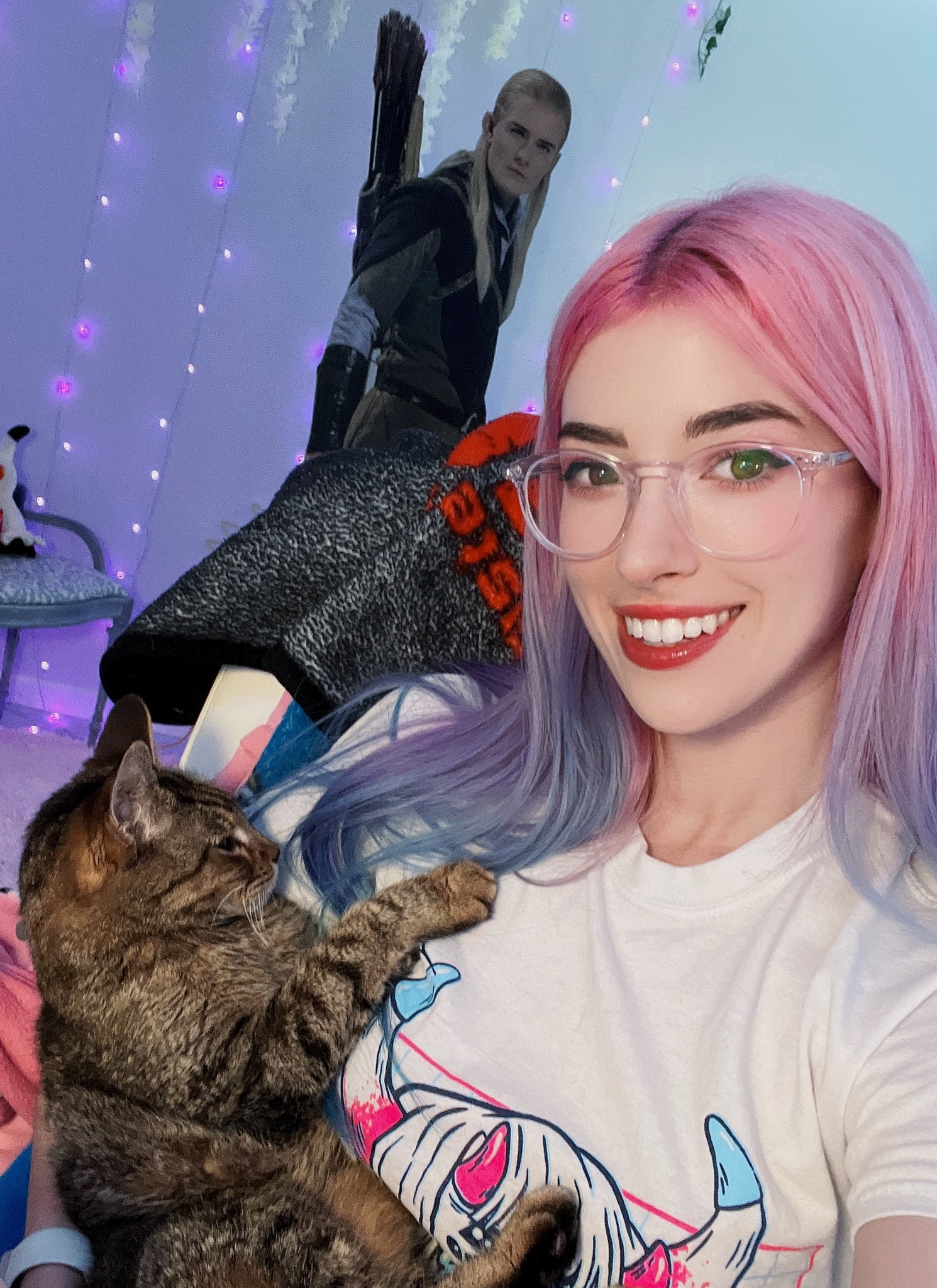 Help Simone! Emotional Twitch Stream - h0b8zqh