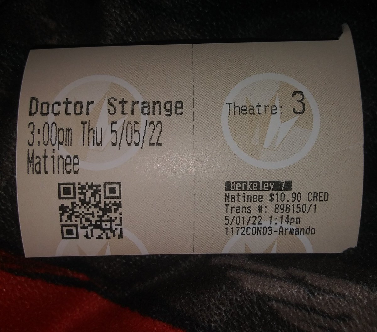 vc123000's tweet photo. #DoctorStrange #MultiverseOfMadness was REALLY good!!! i definitely enjoyed the horror elements in this movie! I'm definitely buying this on Blu-Ray when it comes out 👏🏾😁👍🏾⭐⭐⭐1/2 @MarvelStudios @Marvel https://t.co/knBRgHL8ka