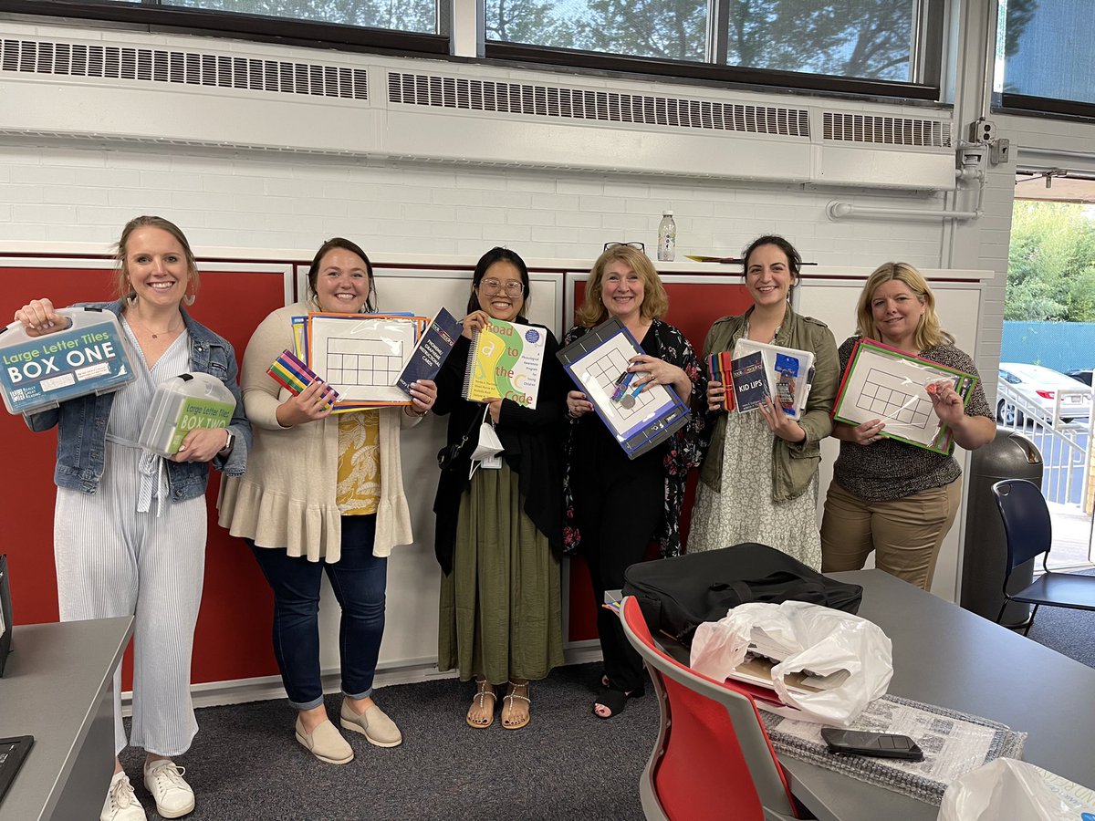 Amazing Red Clay educators attended literacy PD on Cinco De Mayo! #dedicated #weareredclay  <a href="/teamredclay/">Team Red Clay</a> <a href="/megan_fillette/">Megan Fillette, M.Ed 🏳️‍🌈 (She/Her/Hers)</a>  <a href="/ShortlidgeAP/">Diane M</a>   <a href="/KP_BaltzAP/">Mrs. Palma</a> <a href="/baltzprincipal/">Amy O’Neill</a>