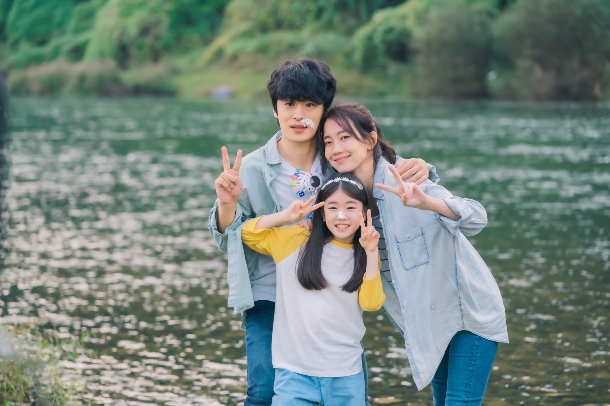 FSCfh1lagAAxWuC?format=jpg&name=orig