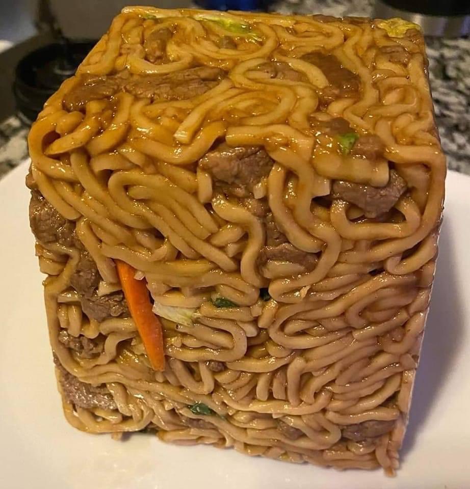 guythefirst's tweet image. Honey wake up new Gelatinous Cube just dropped 

#dnd #oozes #dungeonsanddragons