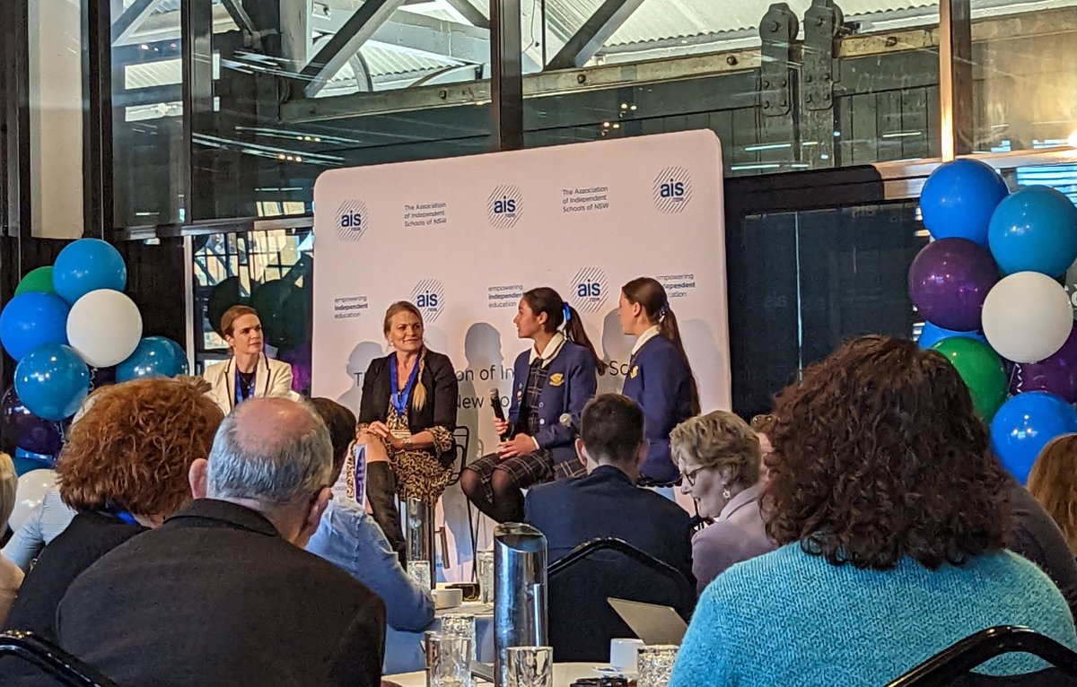 Love an education conference that has students involved #aisnswpathways and great to hear <a href="/loretonh/">Loreto Normanhurst</a> has a mandate around STEM &amp; digital capacity. 👏👏👏 Their project &amp; partnership with ehealth NSW has opened the students eyes &amp; up-skilled both students &amp; staff!