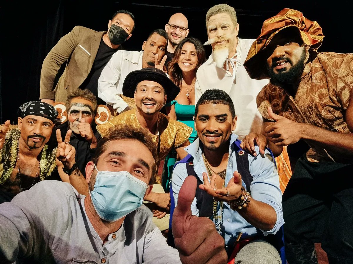 grmanz's tweet photo. Participando con los que buscan una segunda oportunidad. En esta ocasión privados de libertad del centro penitenciario el Renacer. Presentando obra de teatro el Quijote 📍 Teatro el Círculo
@VinisteAMi https://t.co/D2mpf5qSGA