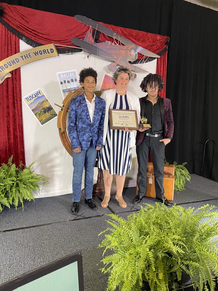 khazzard76's tweet photo. So proud to celebrate this great educator!! She is one of the reasons I love my job! I am proud for her and all she does for our campus. Congratulations on BISD Secondary Teacher of the Year Liz Griffin!!! https://t.co/lXb80JI8CK