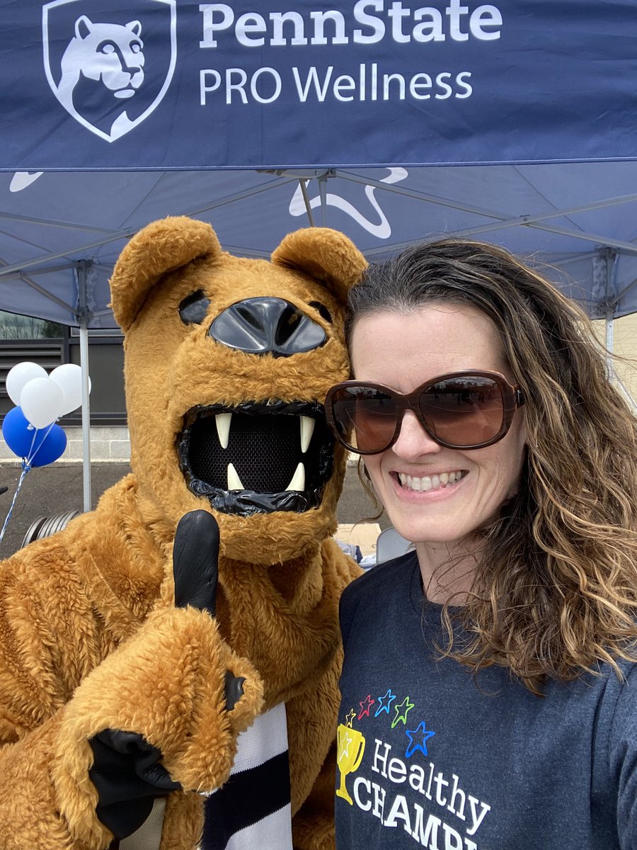 AmyLWard_'s tweet photo. Got to hang out with this cool cat today as we celebrated #MoveItOutside
#HealthyChampions https://t.co/0W2GXR21iq