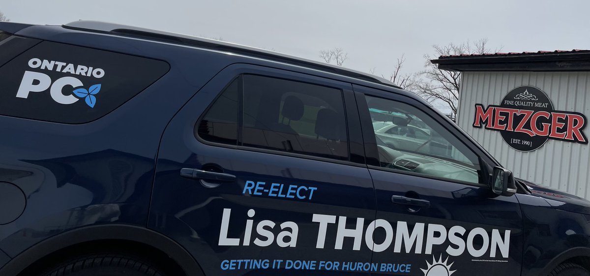 LisaThompsonPC's tweet photo. Stopped by #MetzgerMeats in #Hensall to get some of my family’s favs (ie pizza loaf!!) &amp; I was asked for more lawn signs! I appreciate the genuine support - sincerely!! ⁦@MeatPoultryON⁩
Have to admit - also visited another fav #FarmersDell (since 1956) in #Brucefield https://t.co/Hfn7PQN46y