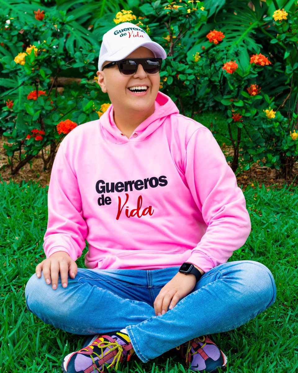 Mañana mi última quimio ❤️ y el domingo mi cumpleaños! Celebrare la vida!!! Y mi sonrisa!!! Gracias Dios🎈