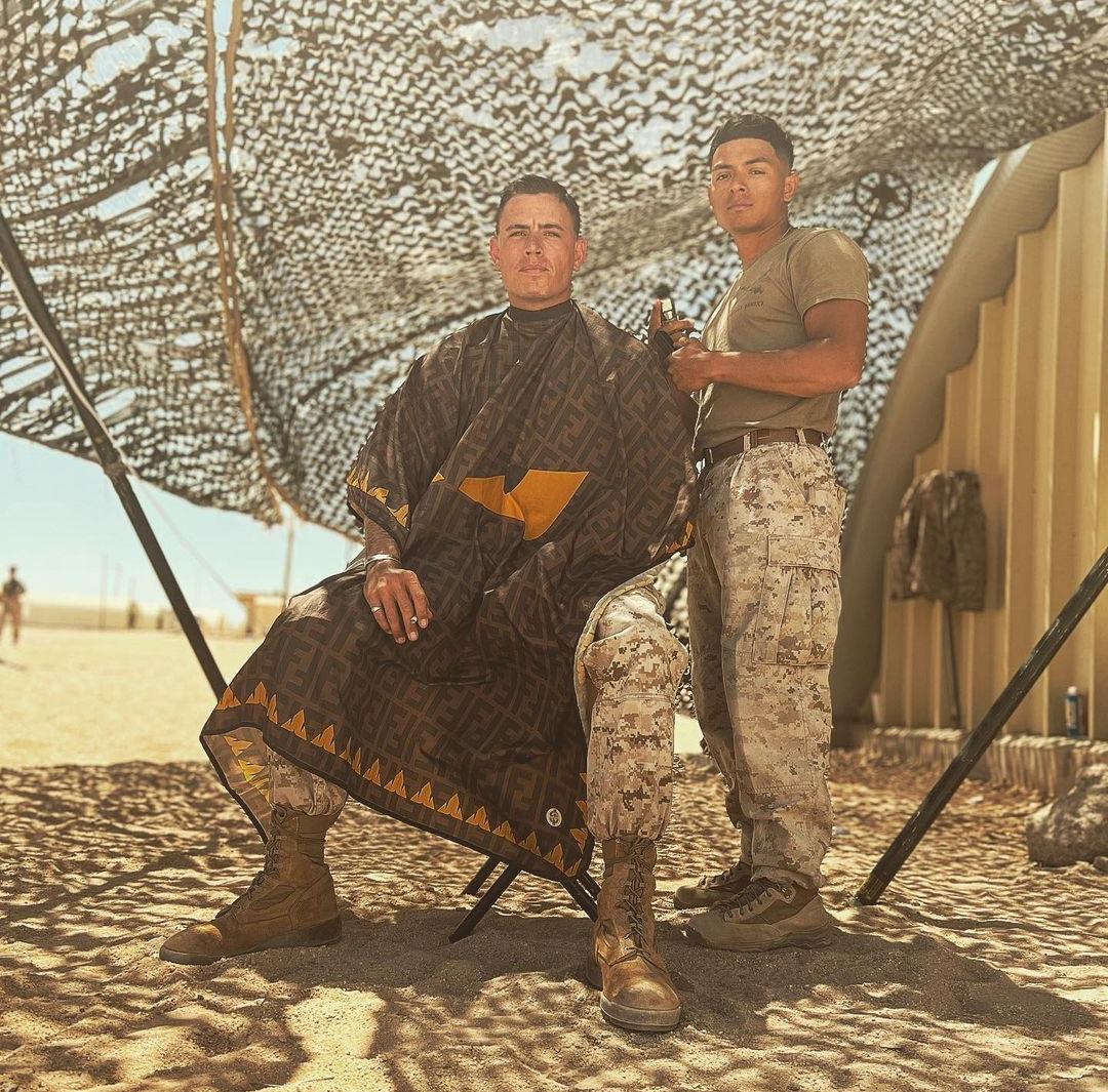 richardhwills's tweet photo. ♠️ Cpl Granillos Barber Shop ♠️
.
.
.
.
.
.
.
.
.
.
.
.
.
.
.
#military #field #usmc #marinecorps #barber #barbershop #fieldcut #haircut #usmilitary #servicemembers #devildog #marines #29palms #california #fendi #armedforces #usa https://t.co/H2fyiVN8ti