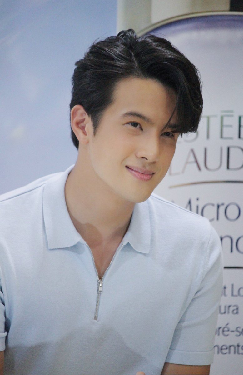so_LONG77's tweet photo. พรีฯ เอสเต้ ทำไมหล่อขนาดนี้ 🤟
#เจมส์มาร์  #jamesma https://t.co/ugrjDxFvzC