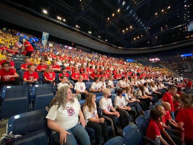 HighlandElemen5's tweet photo. Our fifth graders are performing in the Hope of America tonight.
They truly the HOPE of America.
#gofifthgrade
#fifthgraderocks
#hopeofamerica https://t.co/2exhMEkIyo
