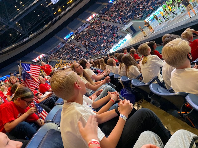 HighlandElemen5's tweet photo. Our fifth graders are performing in the Hope of America tonight.
They truly the HOPE of America.
#gofifthgrade
#fifthgraderocks
#hopeofamerica https://t.co/2exhMEkIyo