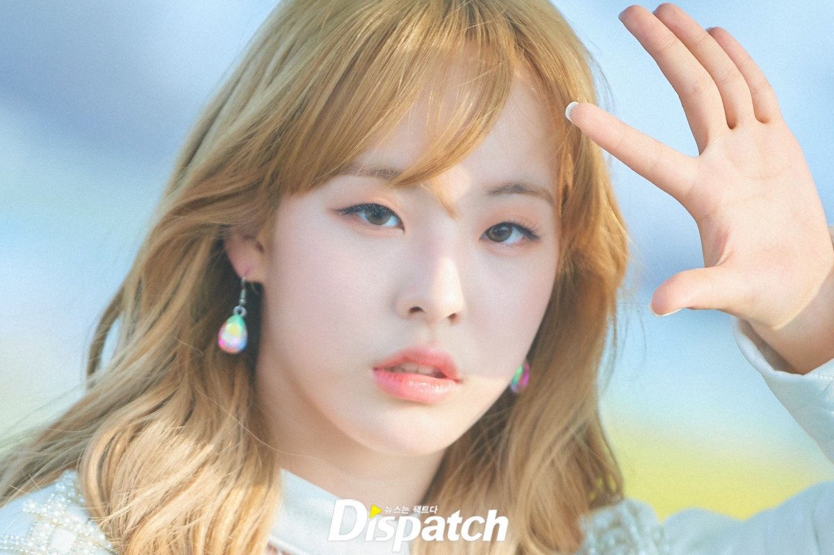 CLASSy_Pictures's tweet photo. Seonyou for Dispatch korea https://t.co/zEcNdSovSI