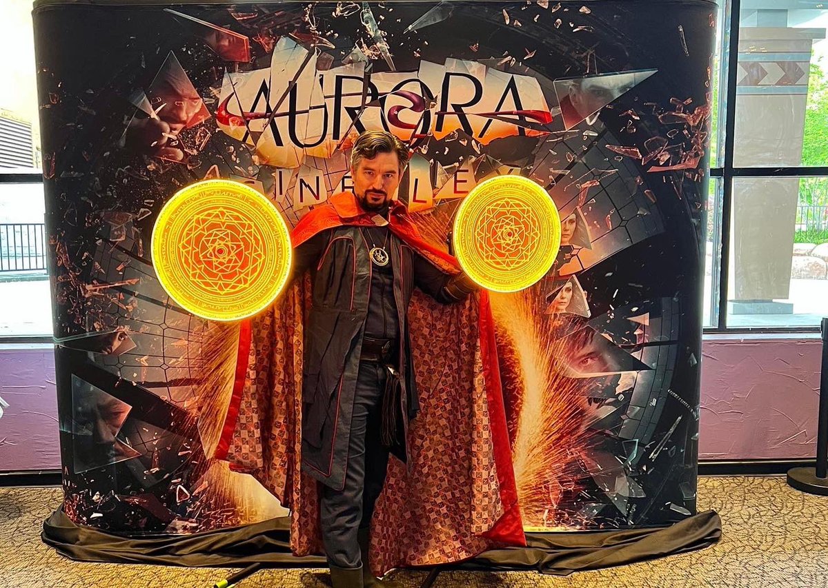 Wow, what a fun premiere for Doctor Strange at Aurora Cineplex tonight! A special thanks to Cobb, Olson, & Andrle, LLC for coming as Doctor Strange, Spider-Man, Thor, and Professor X!

#DoctorStrangeInTheMultiverseOfMadness #DoctorStrange #AuroraCineplex #CobbOlsonandAndrle https://t.co/6SFWB6B52Y