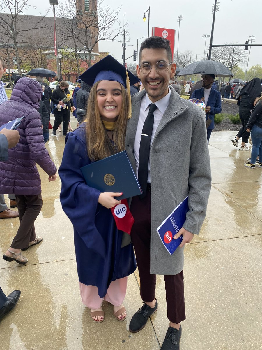 Shoutout to this baddie for getting her MSW. I’m extremely proud of you @lonnni74