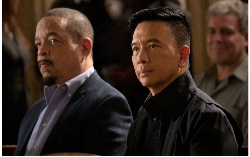 This was hell of an episode to be a part of.What frickin’ ride!Mixing it up tonight w the good folks of Law &amp; Order SVU. A reunion w my good buddy &amp; producing/director @Orsonb63 !Thank u for having me <a href="/warrenleightTV/">Warren Leight</a> .Wishing U well in your future endeavors good sir! <a href="/FINALLEVEL/">ICE T</a>