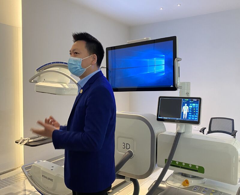 BerneyDeng's tweet photo. #Perlove overseas after-sale director instructed us the operation of 3D X-ray PLX7500 and related parameters, which greatly helped sales managers to have a better understanding of machine so as to offer better services for customers.
#3Dimaging #3Dxray #carm https://t.co/SRrL9rhk4K