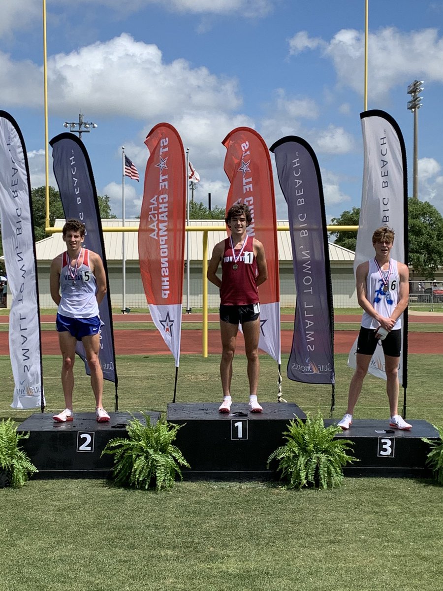1rebelTrackXC's tweet photo. Rebels Start off Day 1 - State Outdoor with Crawford West winning the 1600m 4:56 and Alex Leath 2nd 4:15 with Henry Strand going 6th also with a 4:19!! https://t.co/OHAoX1dr8I