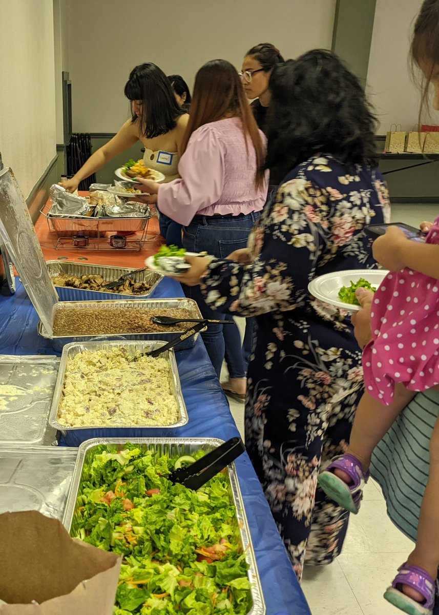 UTSA_CMP's tweet photo. Food, math, and our Community Math family, including the most awesome @SAISDBilingual and @SAISD parents...doesn't get better than this! https://t.co/pyCDOzktMU
