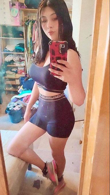 Un ratito de ejercicio, un ba&ntilde;ito, una cogidita y a dormiiir, vienes? https://t.co/ydcGdJRUQ0<a href="/tag/nuevafotodeperfil"class="tags"><span>#nuevafotodeperfil</span></a>