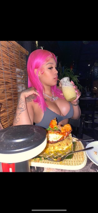 happy cinco de mayo 💓💓💓 https://t.co/ySSaBeYBu5