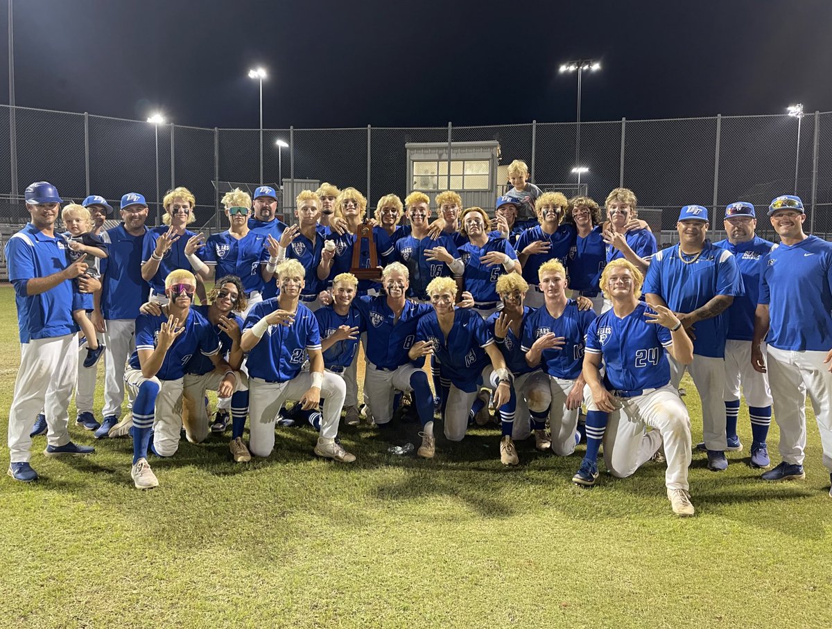 bt_athletics's tweet photo. District Champs ⚾️🏆
@BTBEARSBASEBALL 6️⃣
Sandalwood 2️⃣
#GoBears🐻 https://t.co/WOUurstsVf