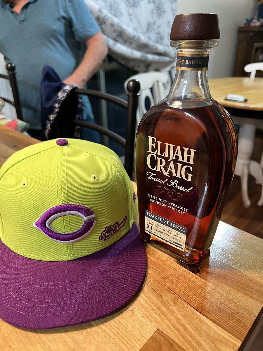 swade1112's tweet photo. @Reds @Reds @bourbonscript @bigleaguechew https://t.co/KAVvUPuNi4