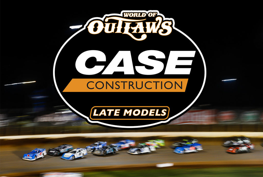DanBaileyMTS's tweet photo. Bobby Pierce (#32P) of Oakwood, IL wins the $10,000-To-Win World of Outlaws CASE Construction Late Model Feature on night one of the 2nd Annual Dairyland Showdown presented by Dynamic Concrete! #MTS #MTS_USA @ThunderAtMTS #WoO https://t.co/bCzmQJjQ92